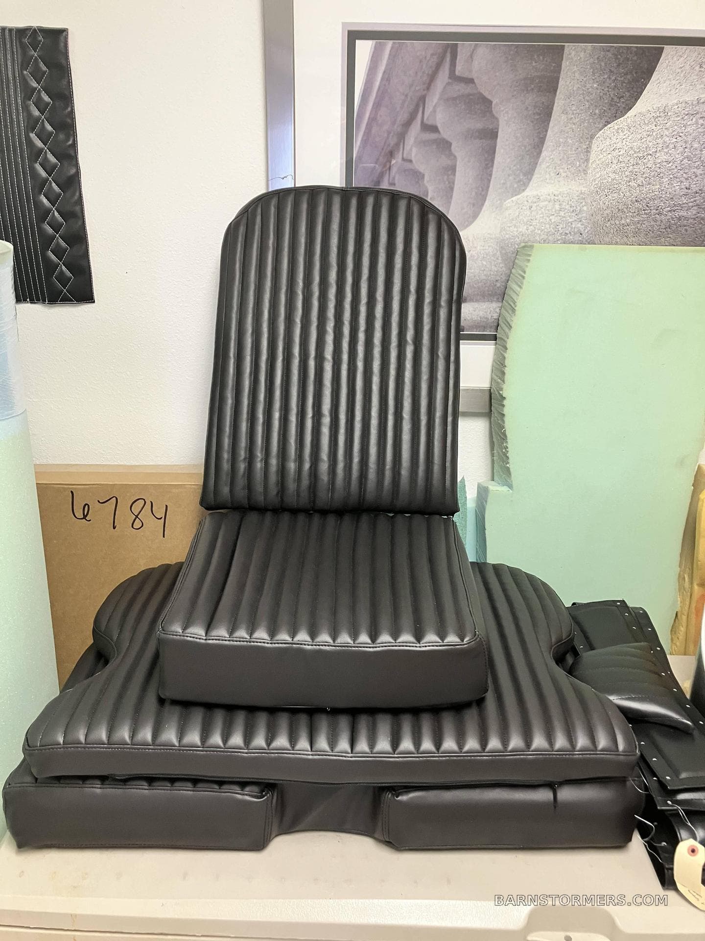 CUSTOM VINTAGE UPHOLSTERY photo 2