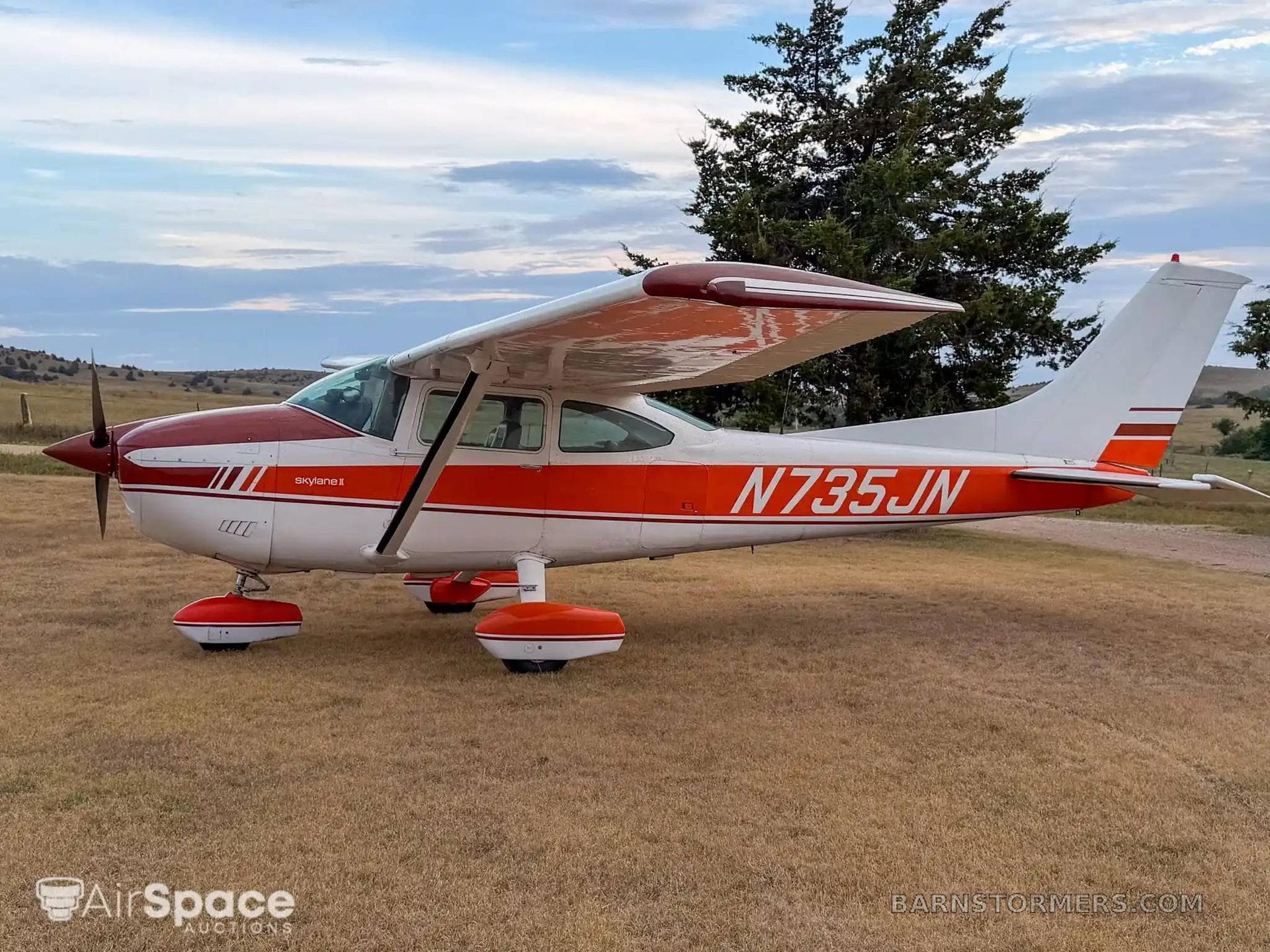 1977 CESSNA 182Q SKYLANE