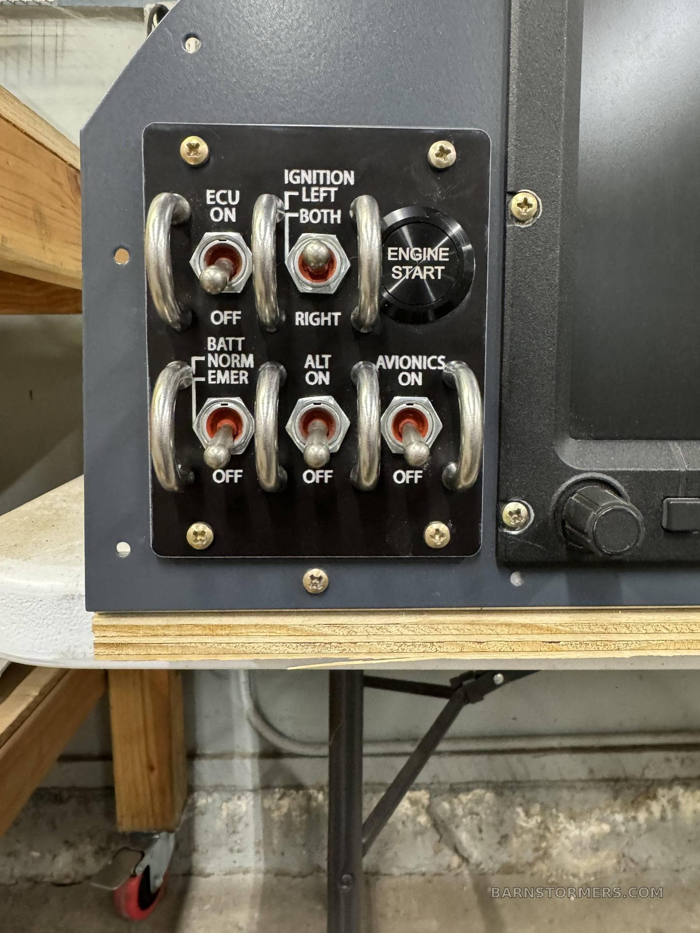 RV-12 PROJECT W/ ENG & AVIONIC photo 4