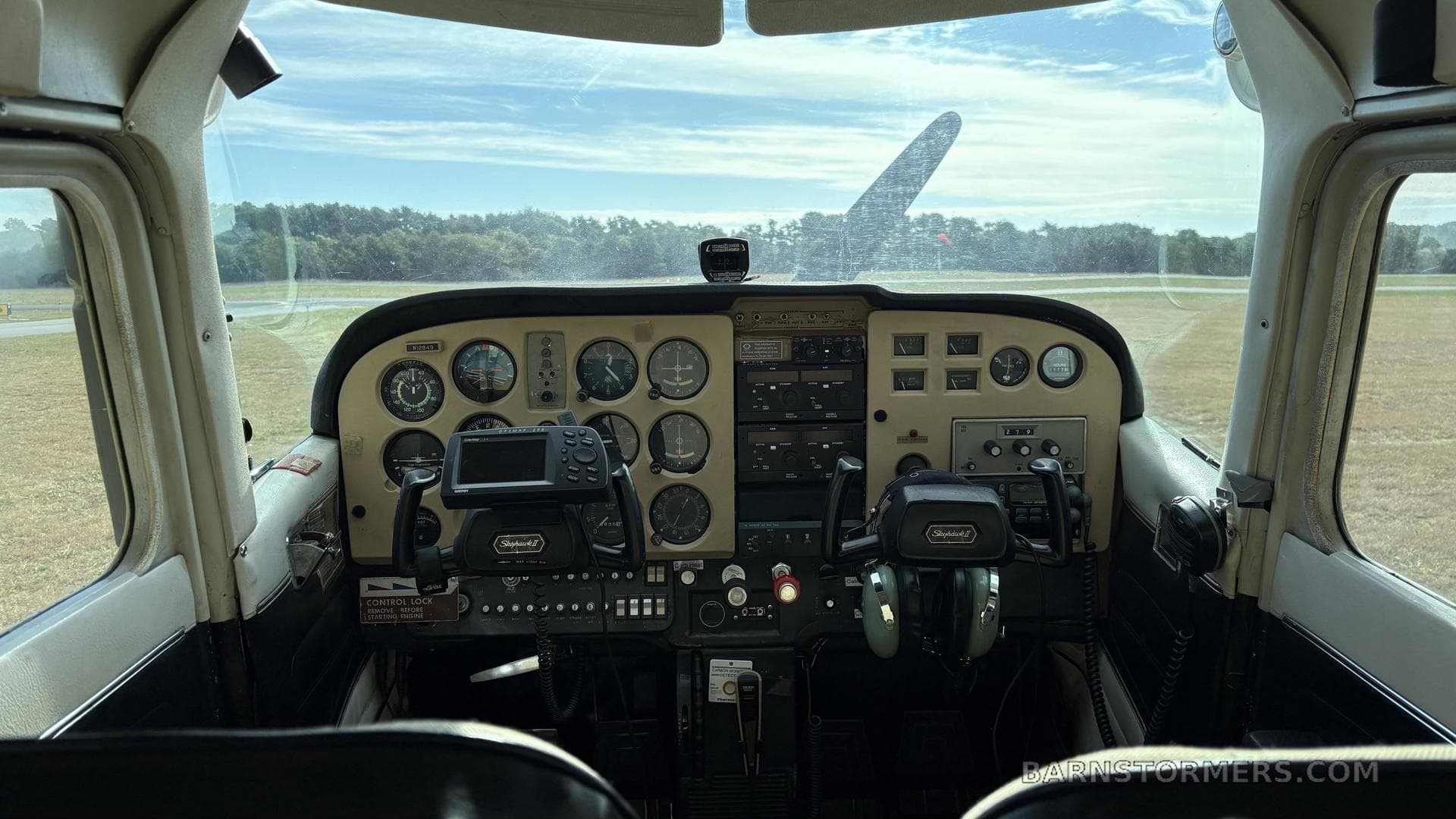 1973 CESSNA 172M SKYHAWK photo 4