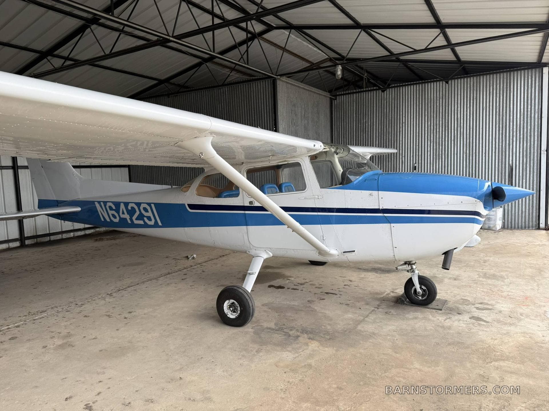 1975 CESSNA 172M SKYHAWK
