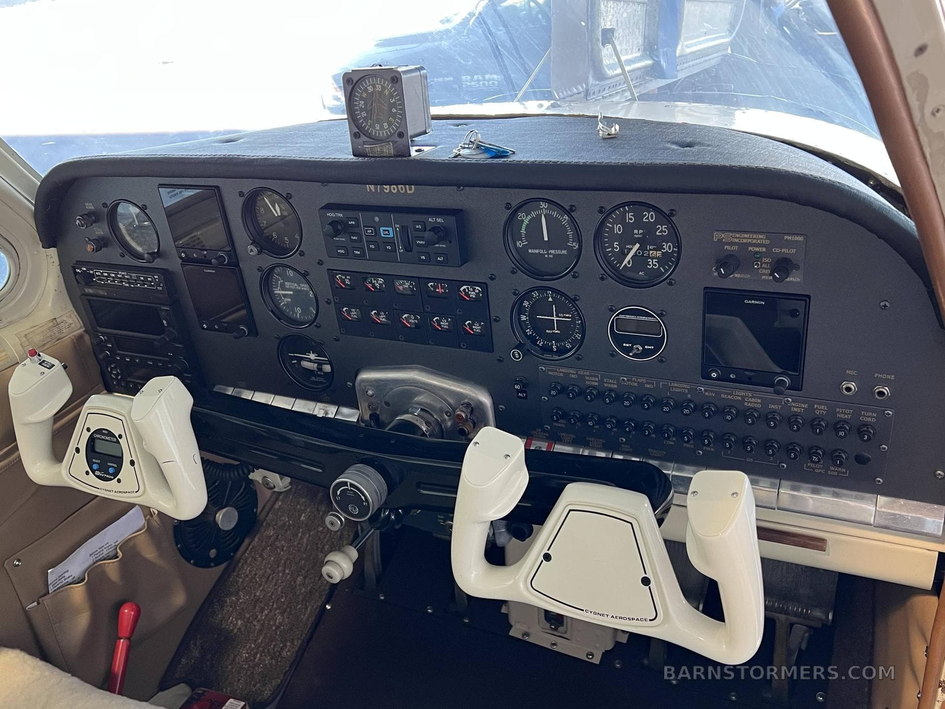 1957 H35 BONANZA photo 3