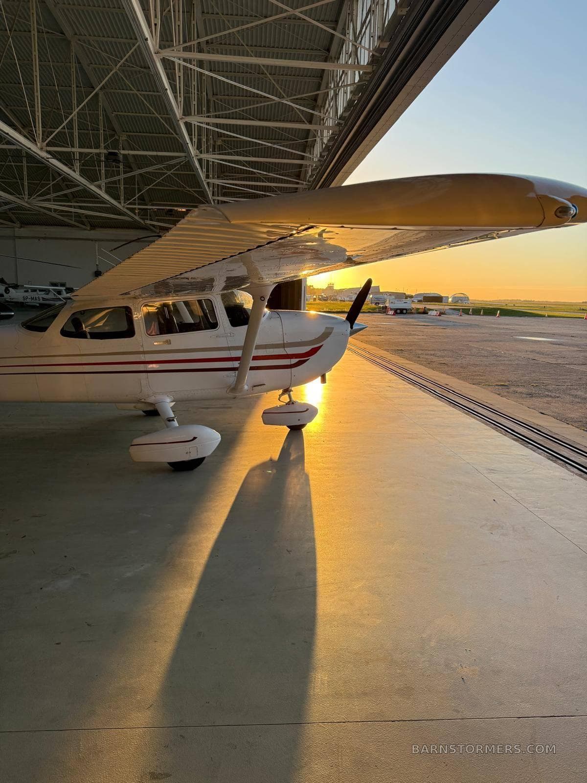 2003 CESSNA 172S SKYHAWK SP – photo 3