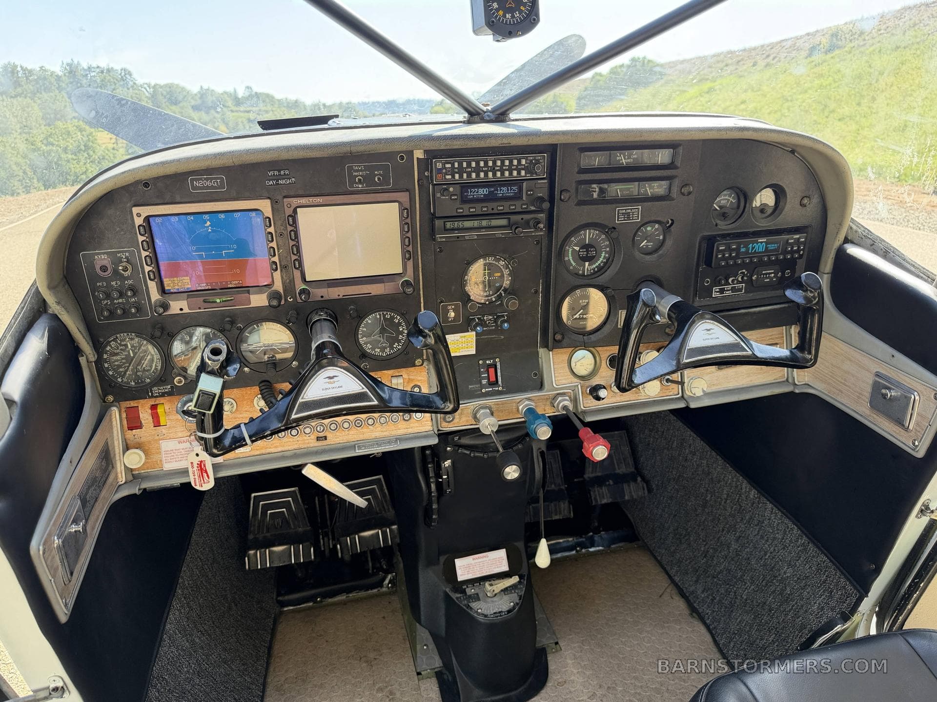 1967 CESSNA P206 STATIONAIR photo 2