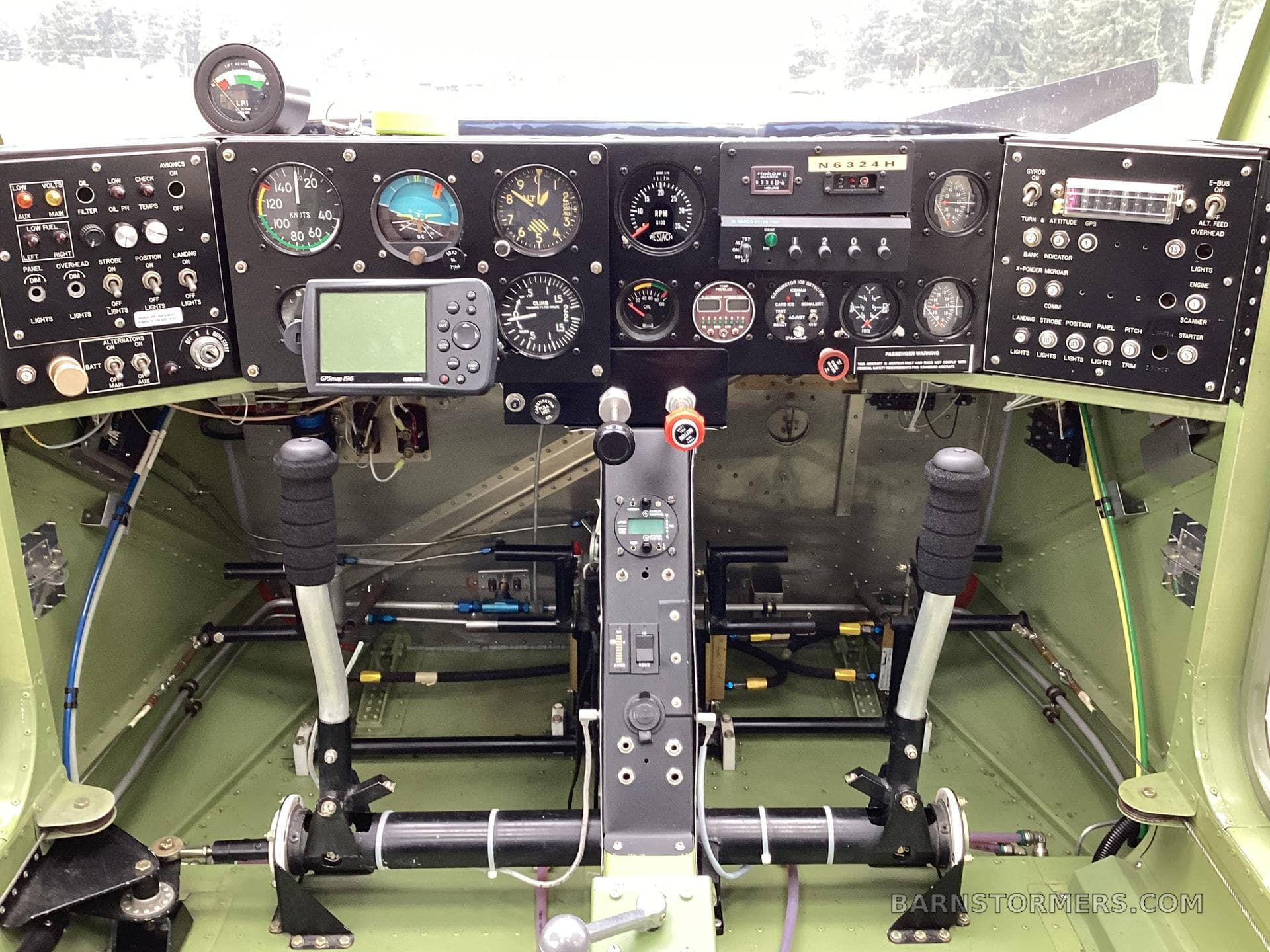 MURPHY REBEL ON AMPHIB FLOATS photo 3