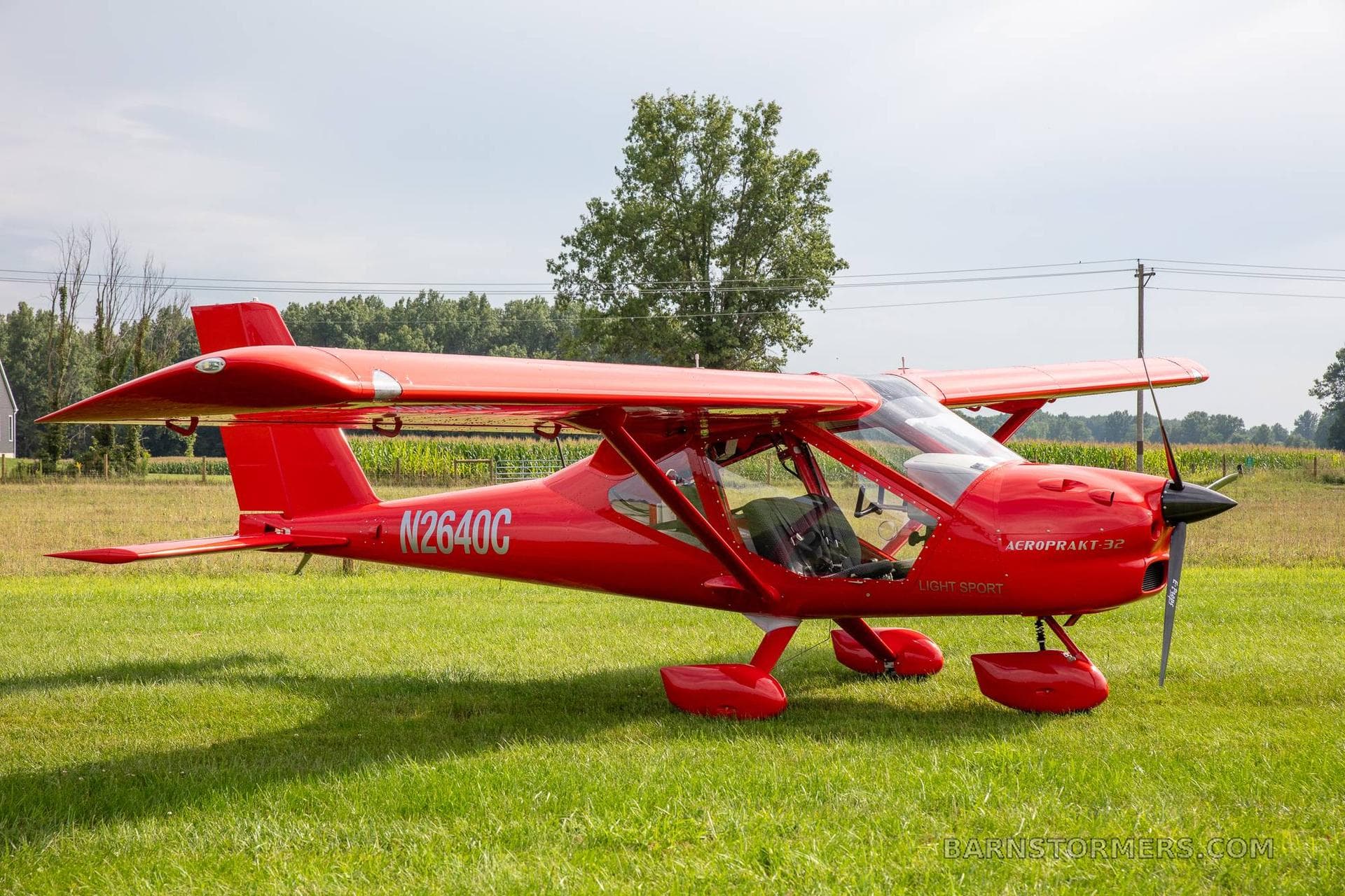 AEROPRAKT A32 photo 2
