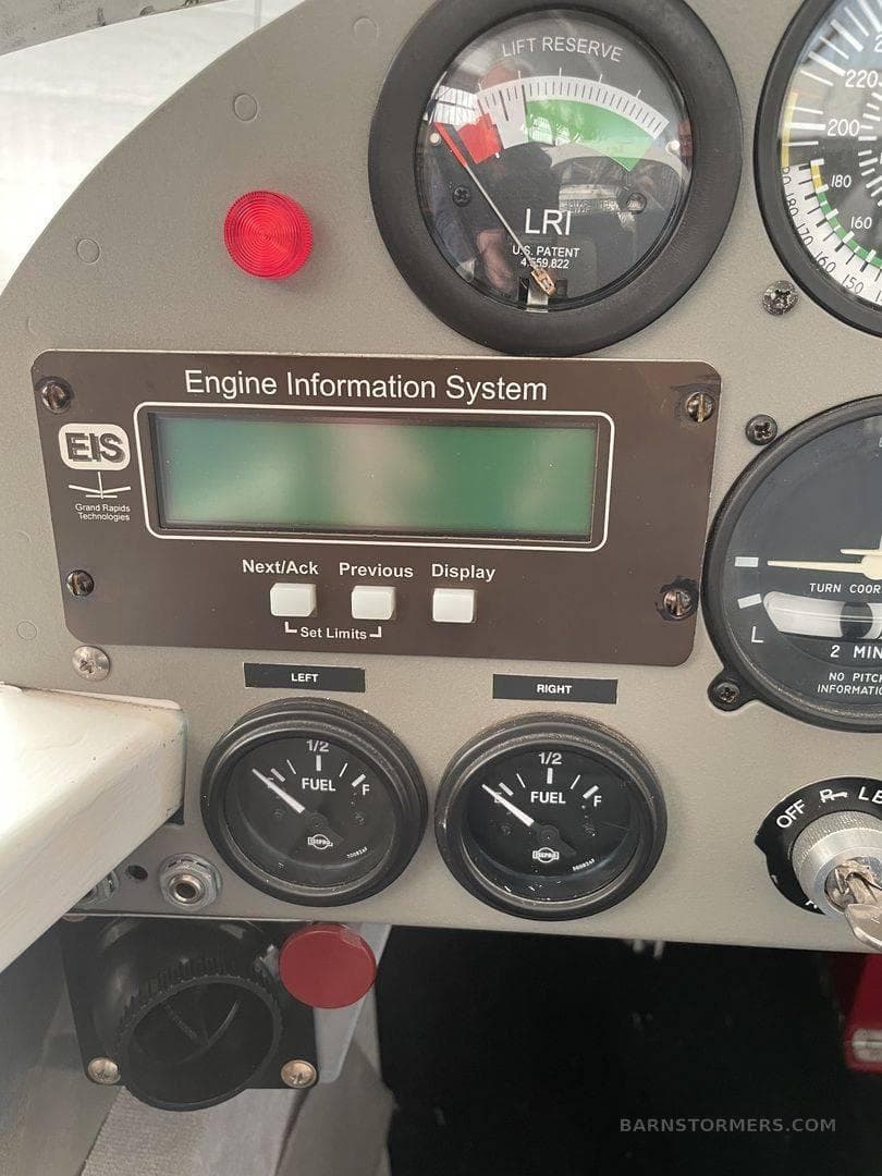 RV6 photo 4