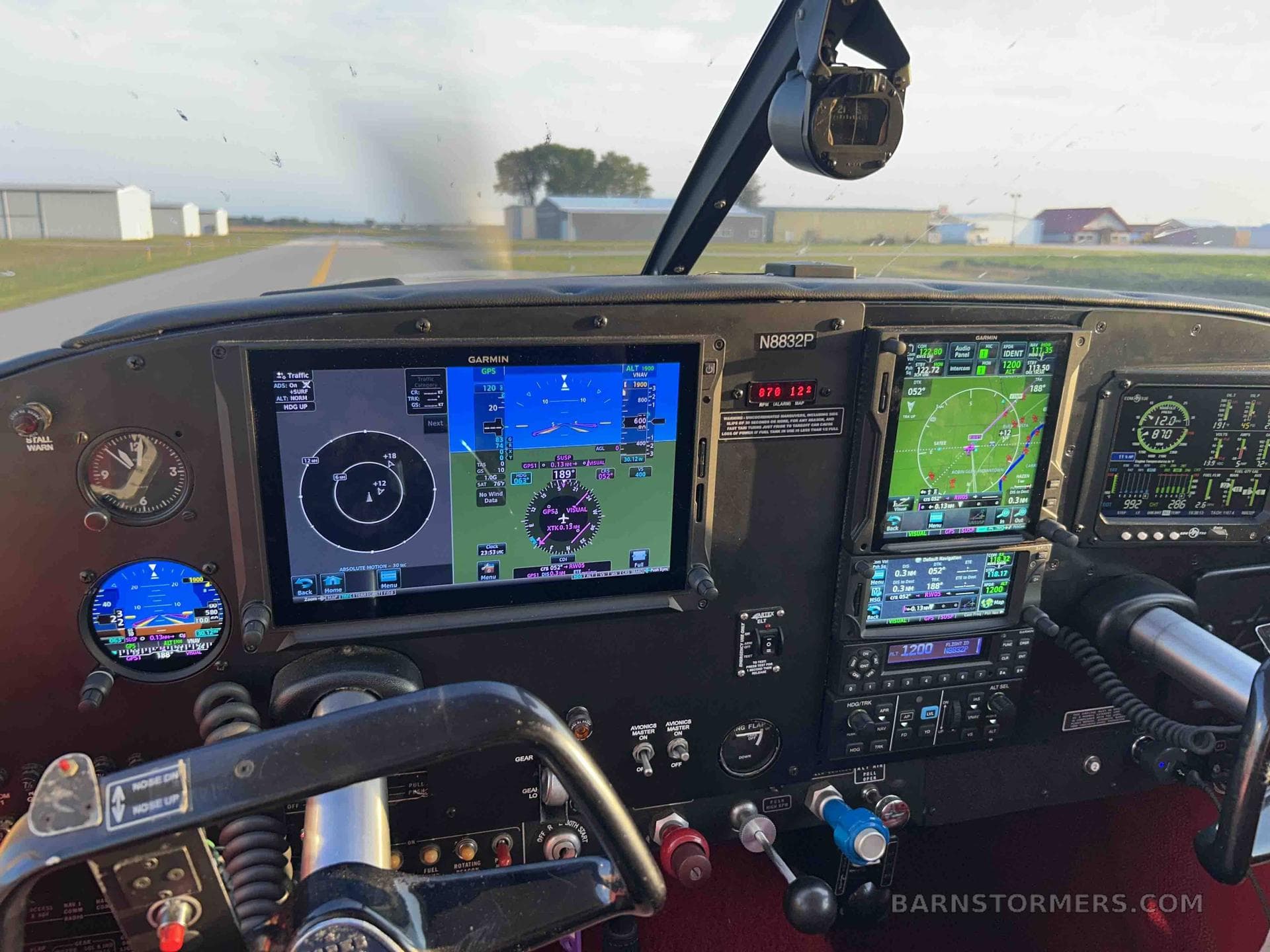 PA-24-260 COMANCHE FOR SALE photo 2