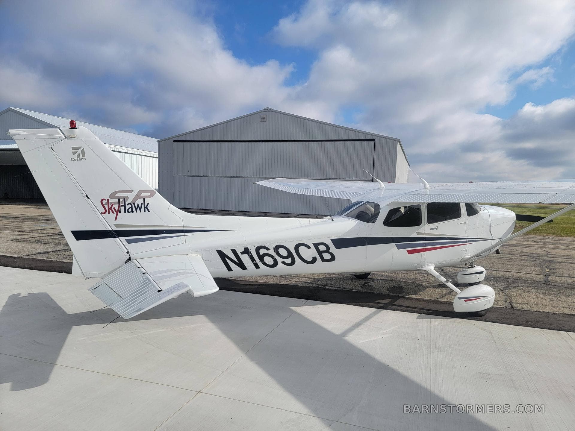 2002 CESSNA 172S photo 3