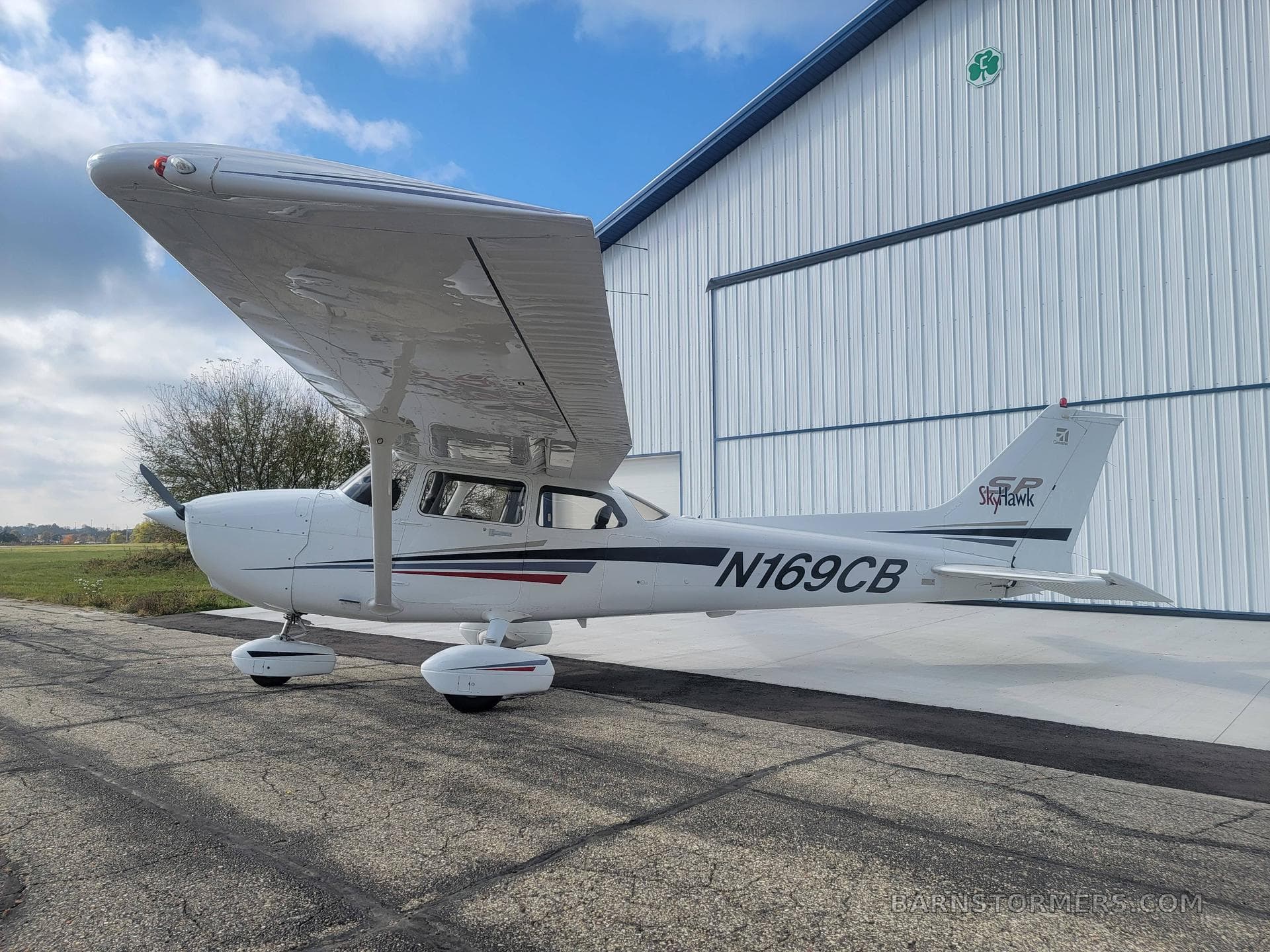 2002 CESSNA 172S photo 4