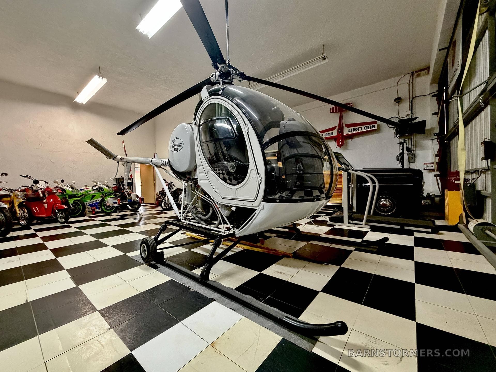 1990 SCHWEIZER 300C