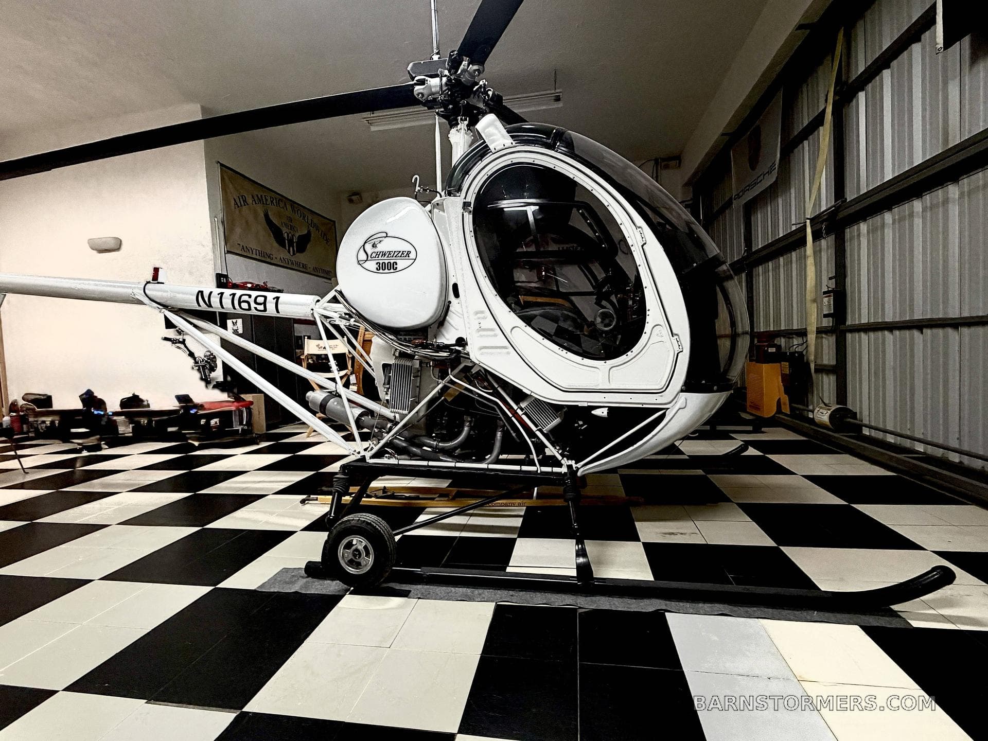 1990 SCHWEIZER 300C photo 2