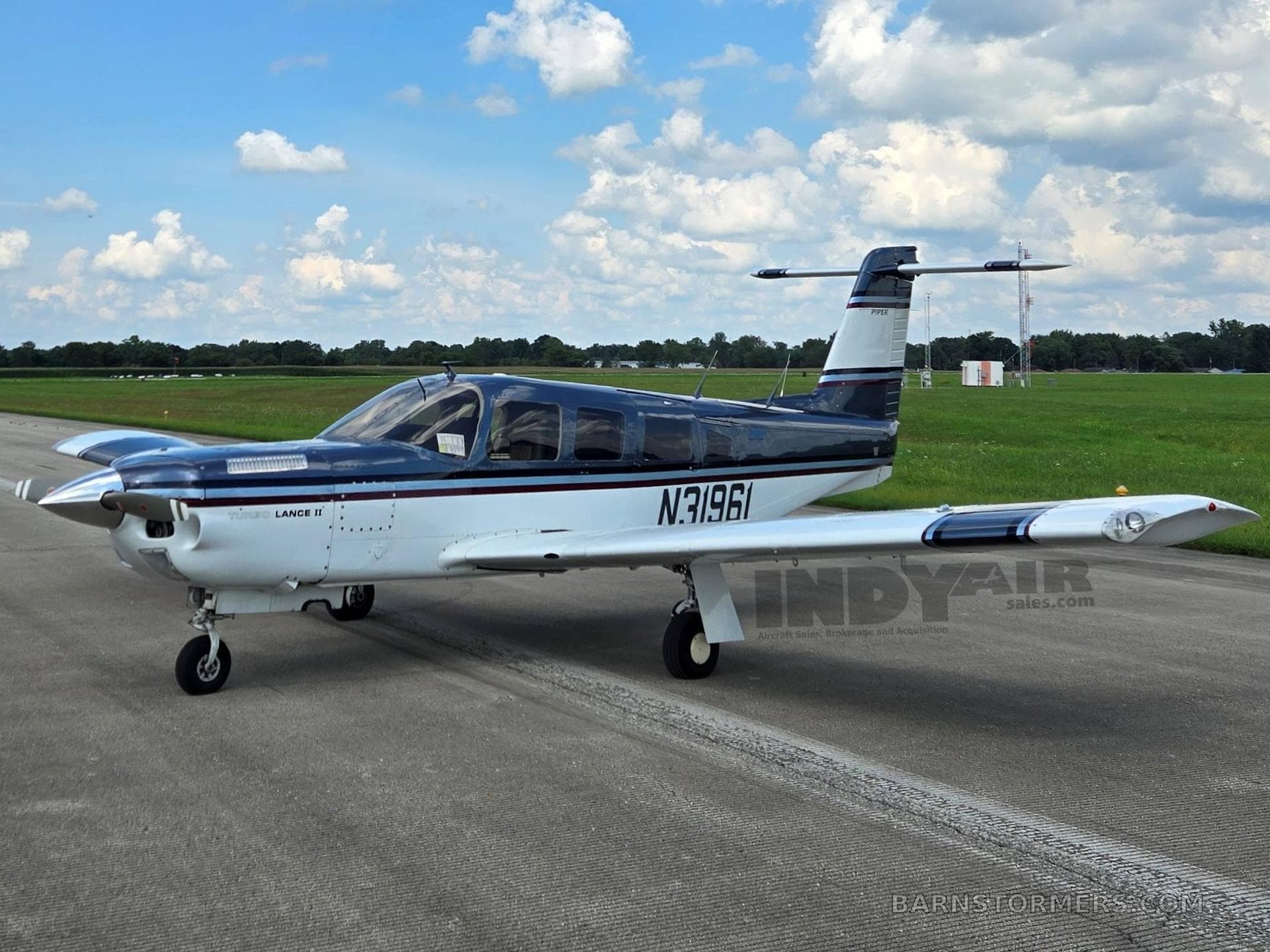 PIPER LANCE photo 2