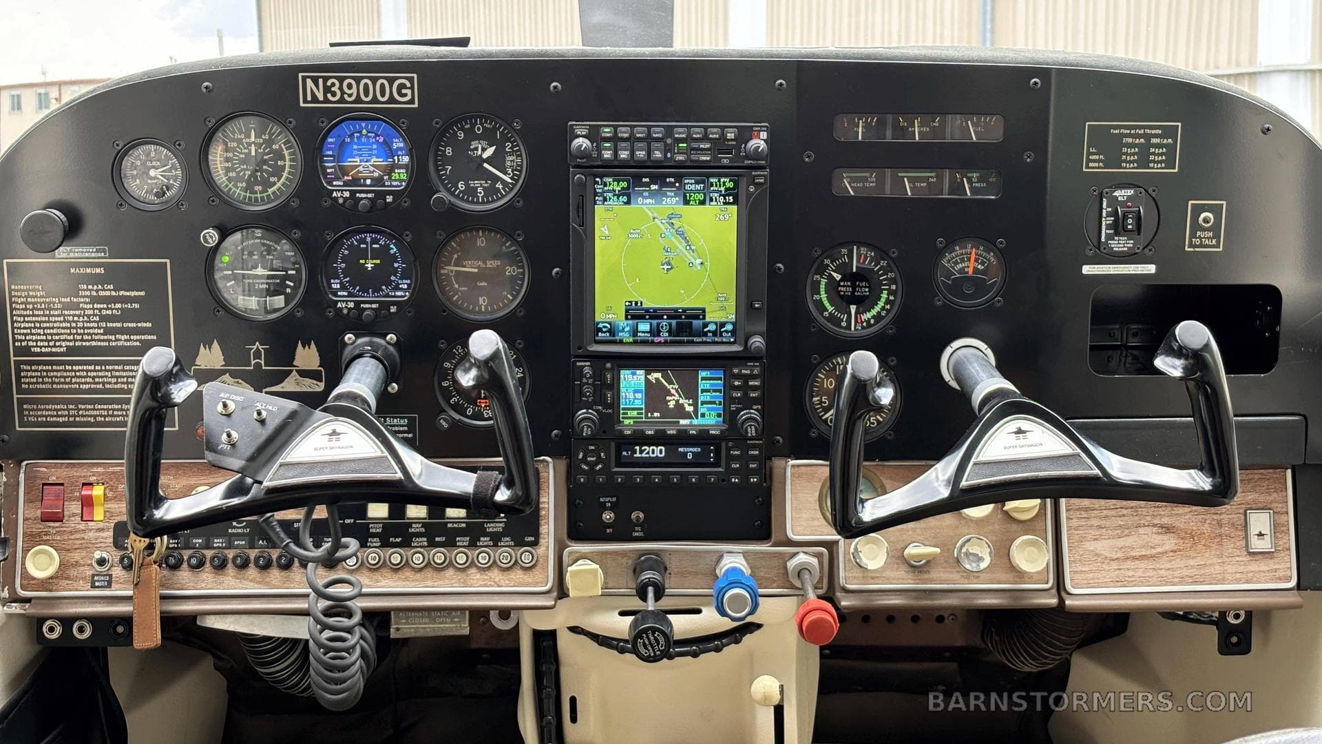 1967 CESSNA U206 STATIONAIR photo 2