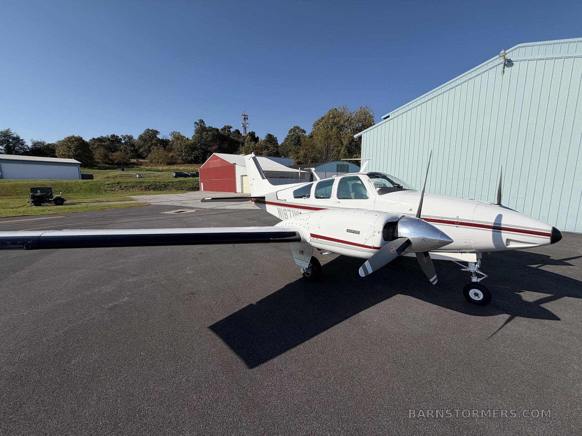 1973 BEECHCRAFT B55 BARON photo 5